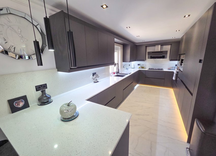Reventa - Villa / Casa - Crevillente
