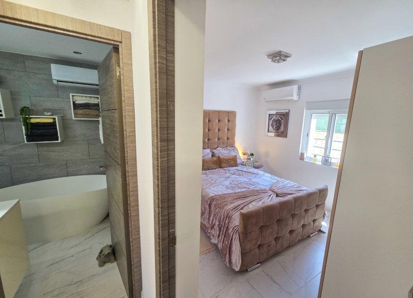 Reventa - Villa / Casa - Crevillente