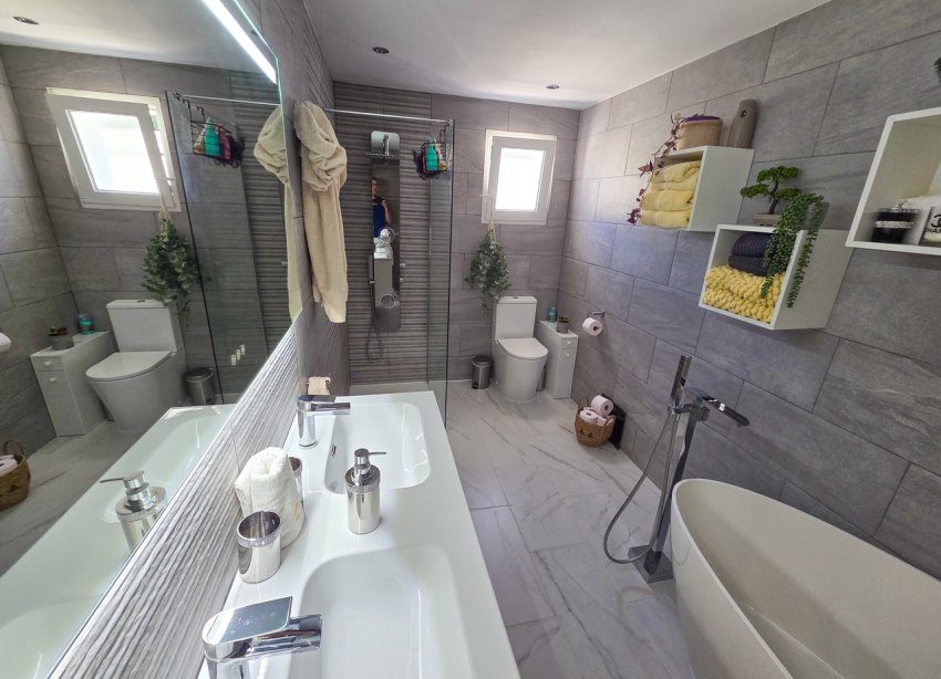 Reventa - Villa / Casa - Crevillente