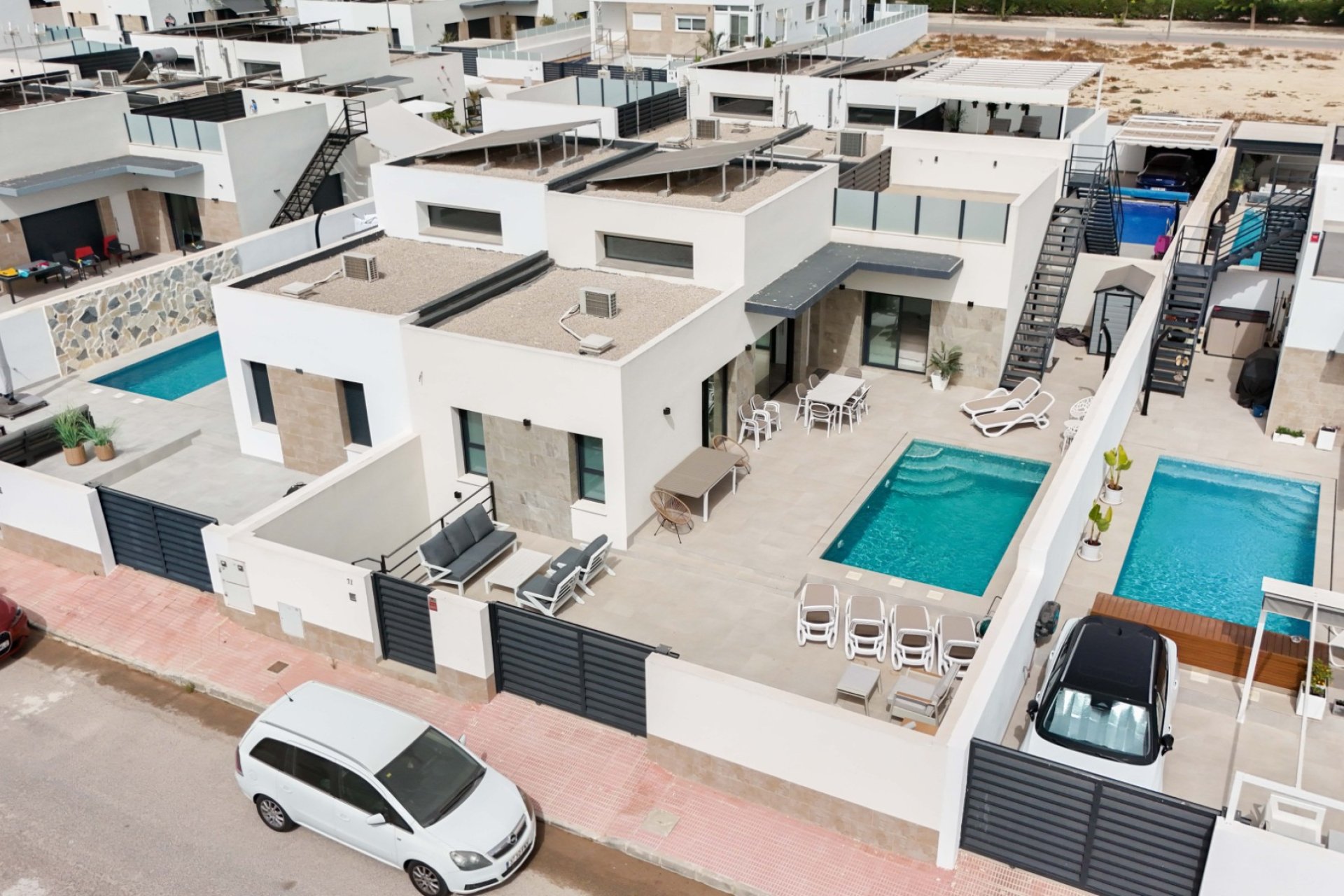 Reventa - Villa / Casa - Daya Nueva - Pueblo