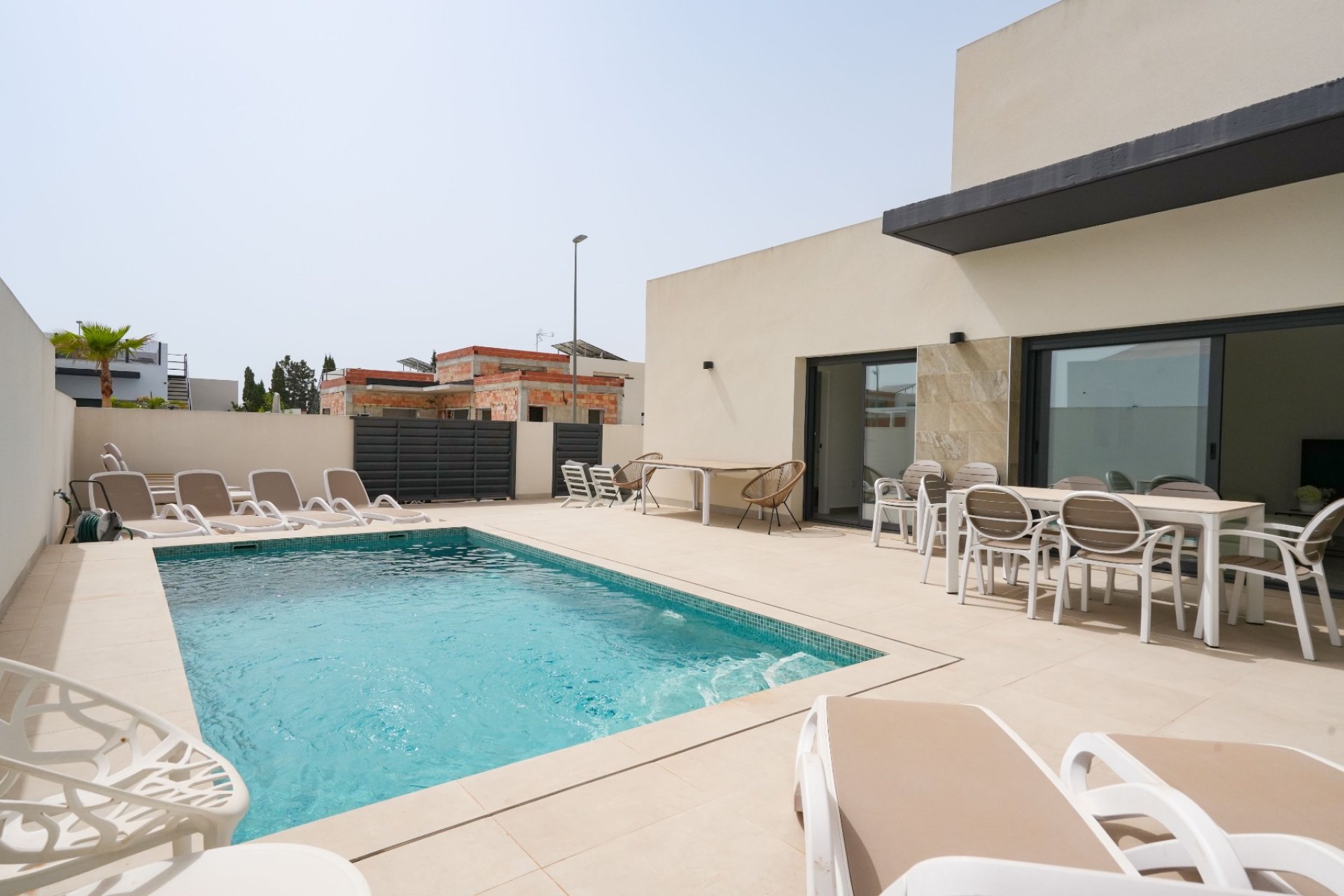 Reventa - Villa / Casa - Daya Nueva - Pueblo