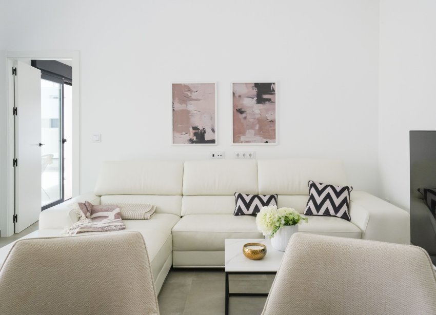 Reventa - Villa / Casa - Daya Nueva - Pueblo