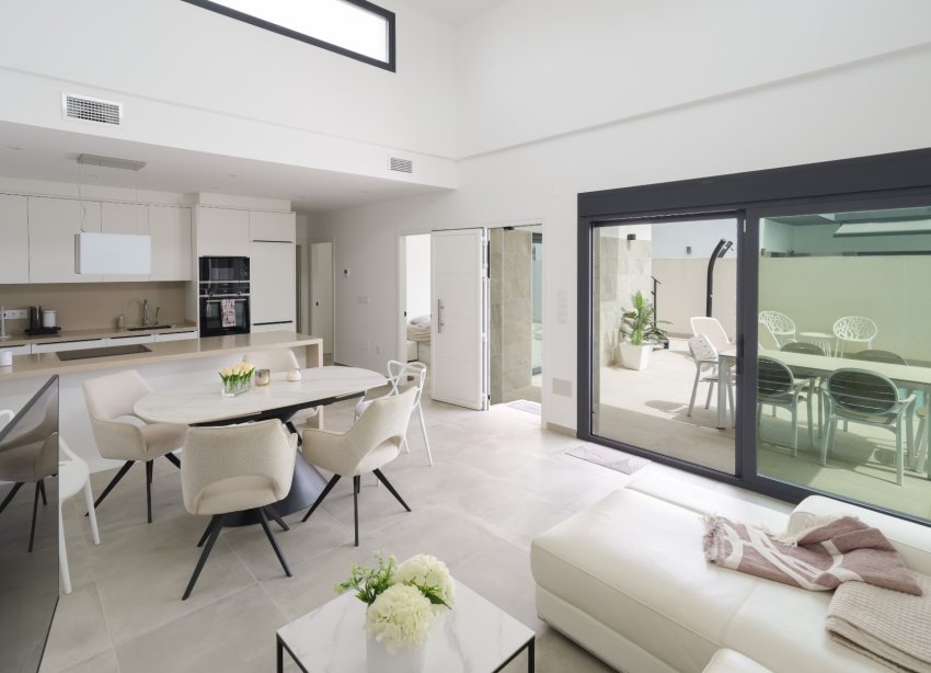 Reventa - Villa / Casa - Daya Nueva - Pueblo