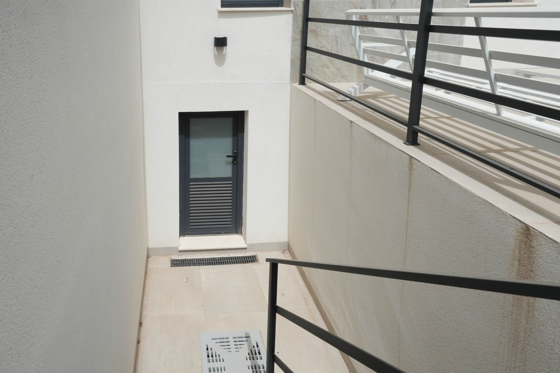 Reventa - Villa / Casa - Daya Nueva - Pueblo