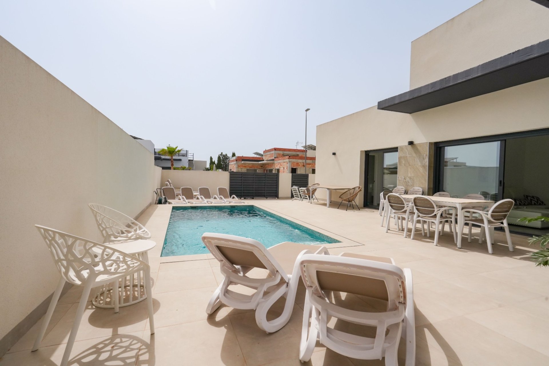 Reventa - Villa / Casa - Daya Nueva - Pueblo