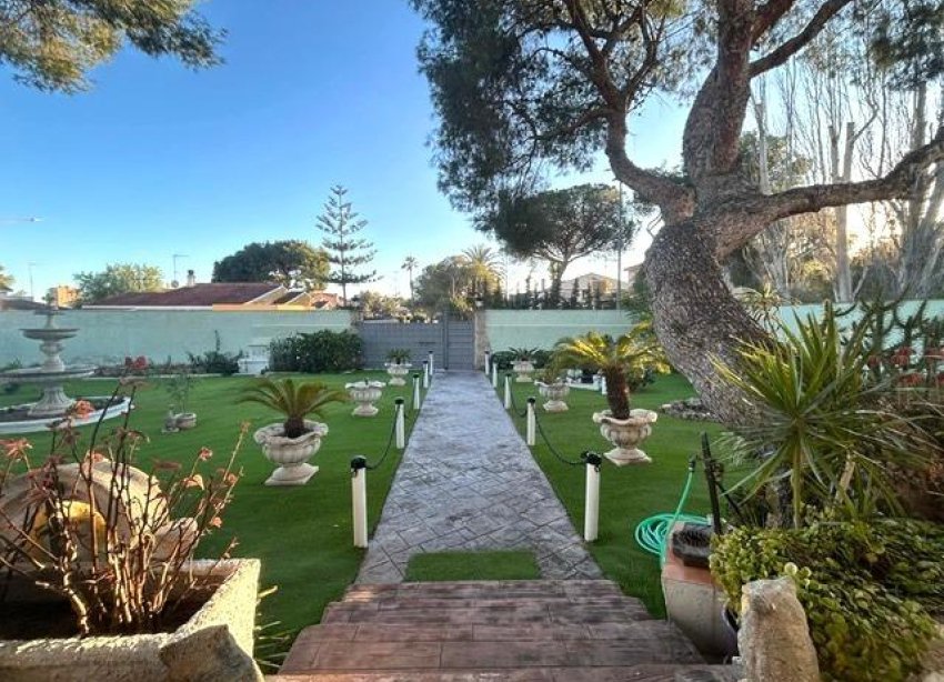 Reventa - Villa / Casa - Dehesa de campoamor - Campoamor