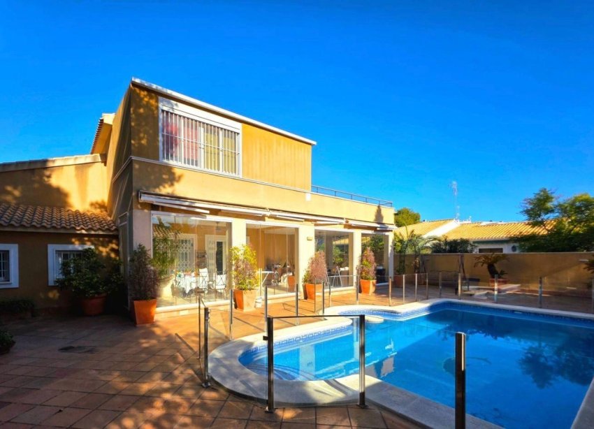 Reventa - Villa / Casa - Dehesa de campoamor - Campoamor