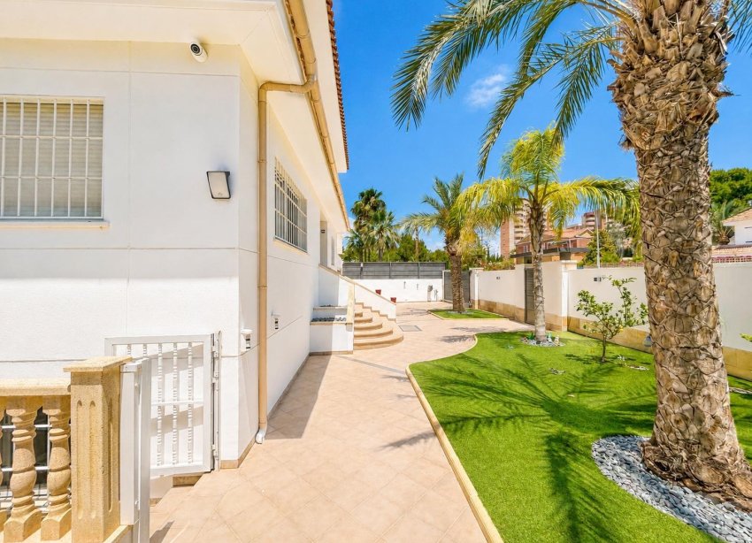 Reventa - Villa / Casa - Dehesa de campoamor - Campoamor