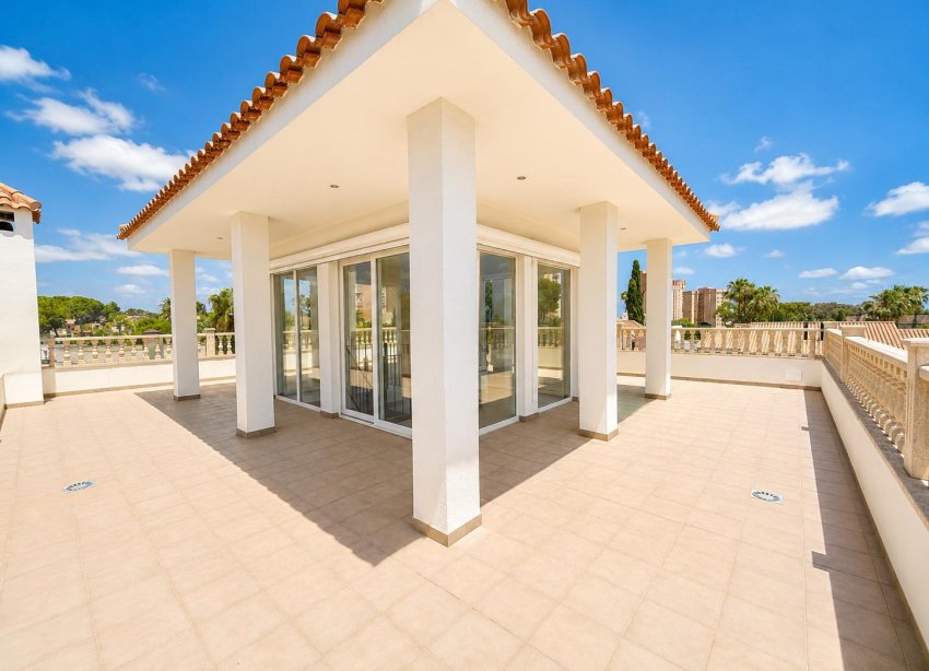Reventa - Villa / Casa - Dehesa de campoamor - Campoamor