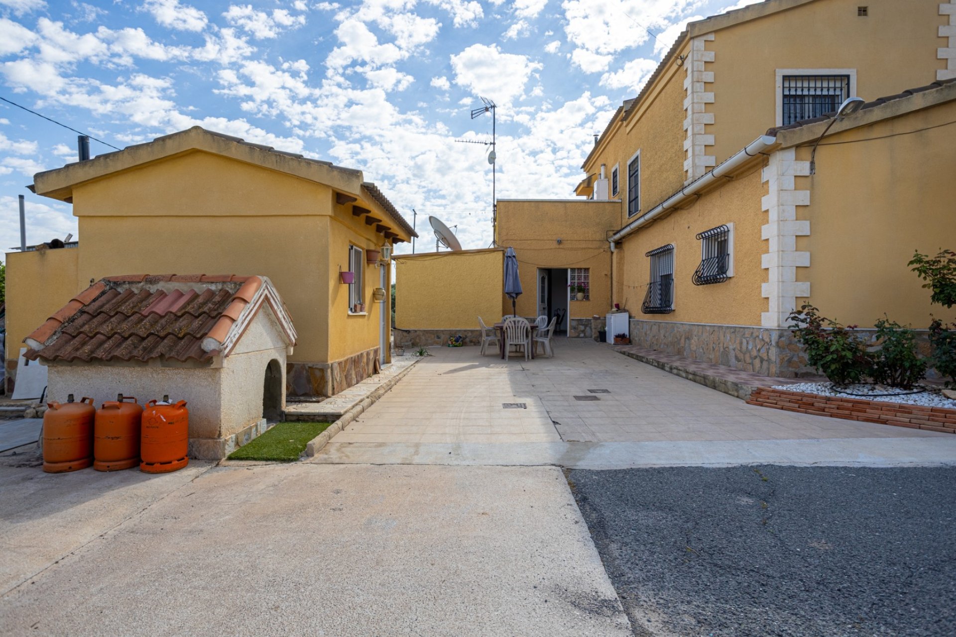 Reventa - Villa / Casa - Elche - La Hoya
