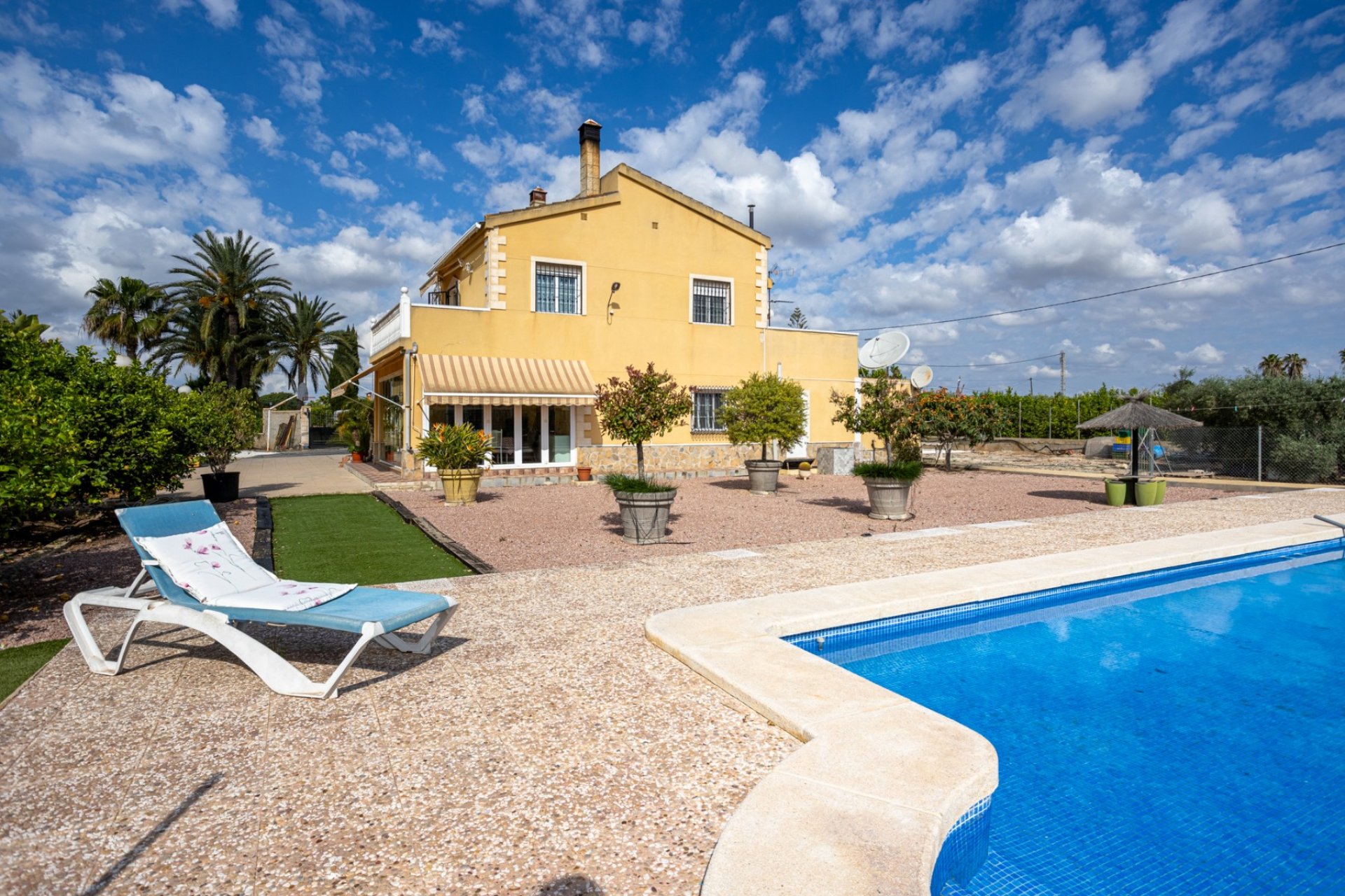 Reventa - Villa / Casa - Elche - La Hoya