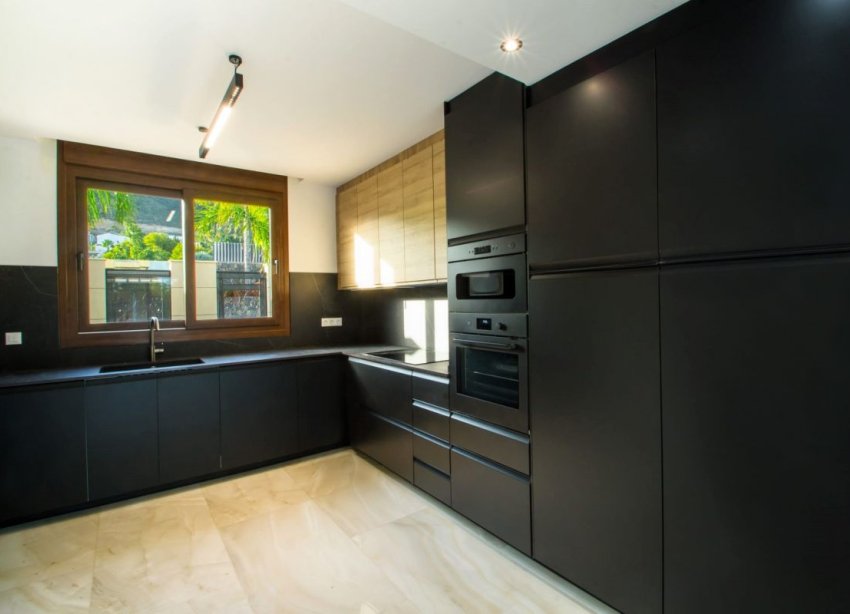 Reventa - Villa / Casa - Finestrat