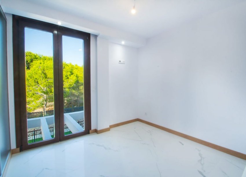 Reventa - Villa / Casa - Finestrat