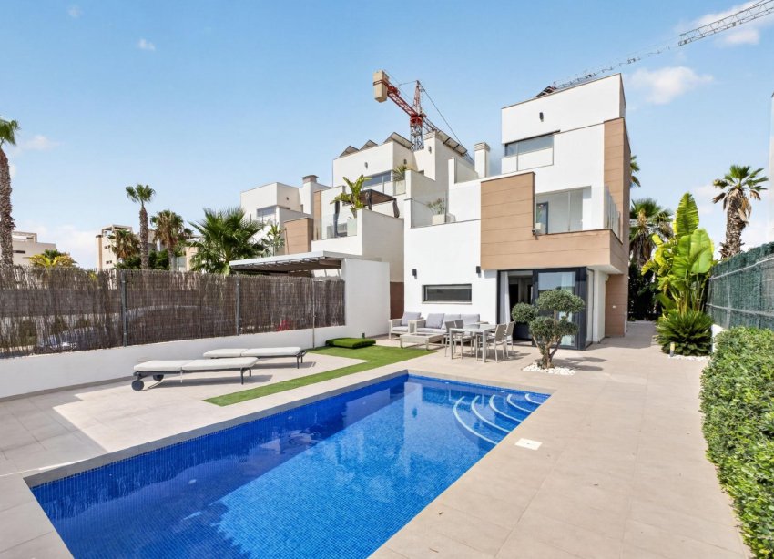 Reventa - Villa / Casa - Guardamar del Segura - El Raso
