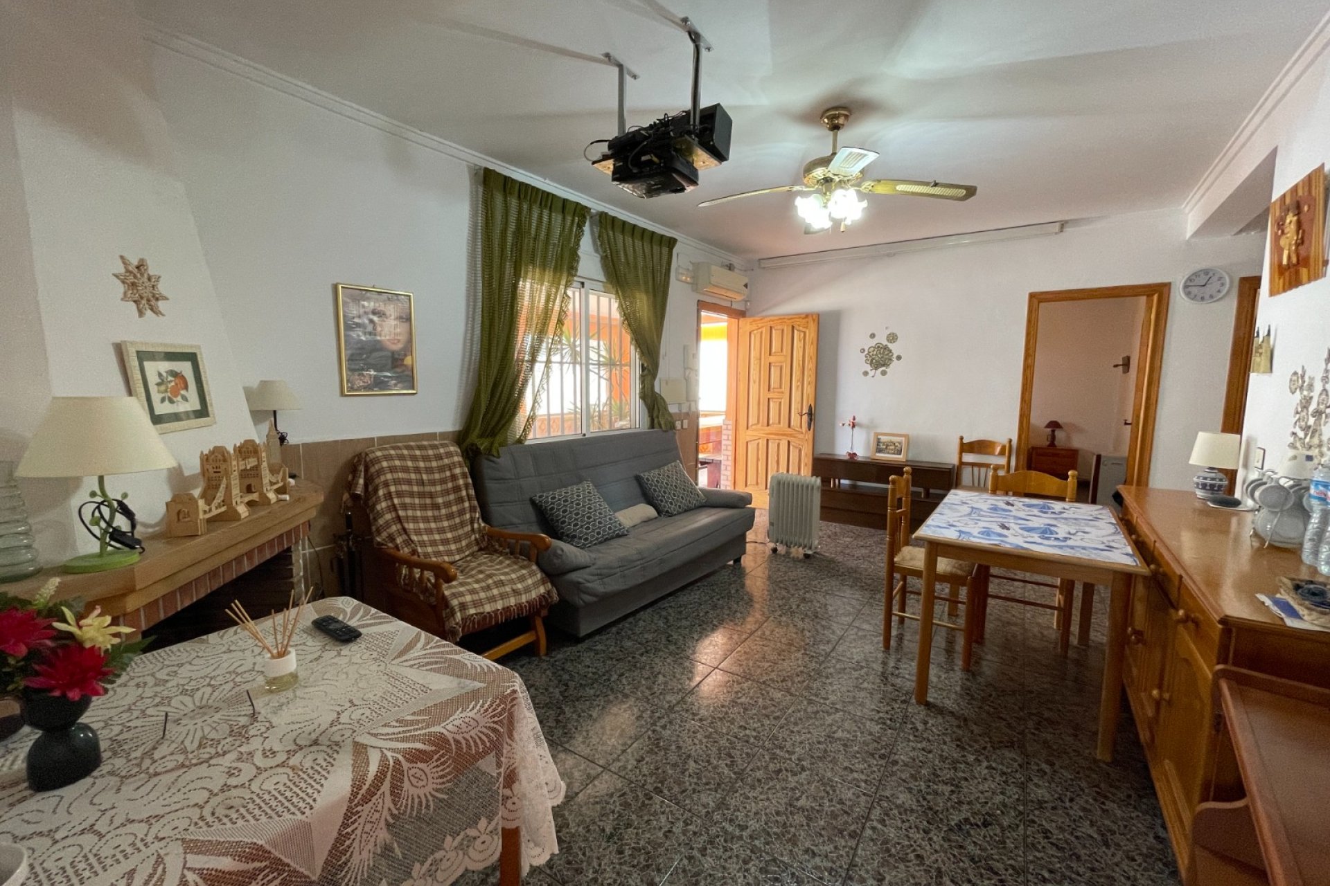 Reventa - Villa / Casa - Guardamar del Segura - Valencian Community