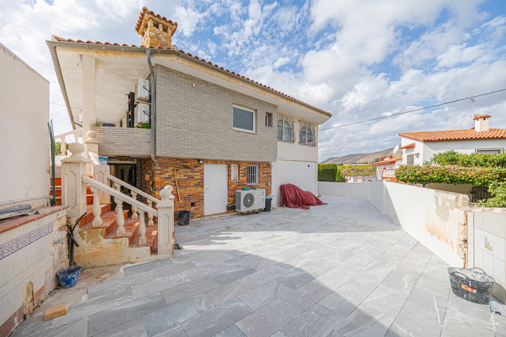 Reventa - Villa / Casa - La Nucía - Panorama