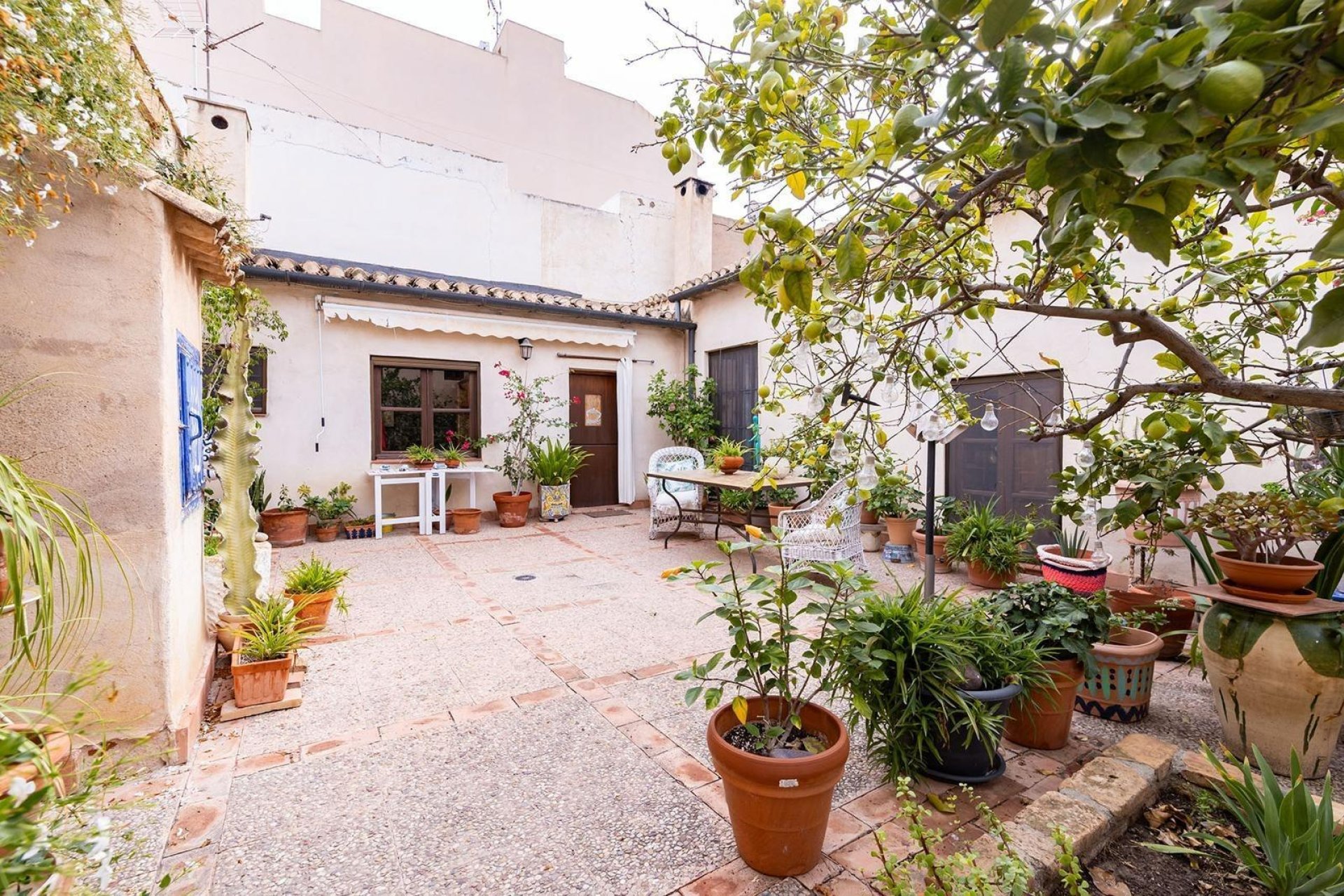 Reventa - Villa / Casa - Los Martinez Del Puerto - Los Martínez del Puerto