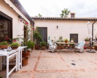 Reventa - Villa / Casa - Los Martinez Del Puerto - Los Martínez del Puerto