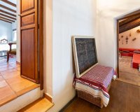 Reventa - Villa / Casa - Los Martinez Del Puerto - Los Martínez del Puerto