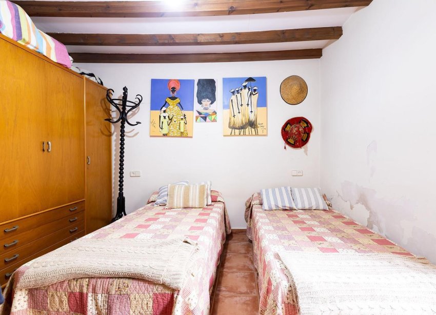 Reventa - Villa / Casa - Los Martinez Del Puerto - Los Martínez del Puerto