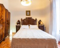 Reventa - Villa / Casa - Los Martinez Del Puerto - Los Martínez del Puerto