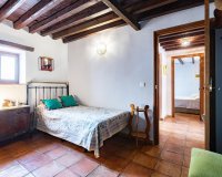 Reventa - Villa / Casa - Los Martinez Del Puerto - Los Martínez del Puerto