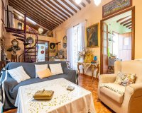 Reventa - Villa / Casa - Los Martinez Del Puerto - Los Martínez del Puerto