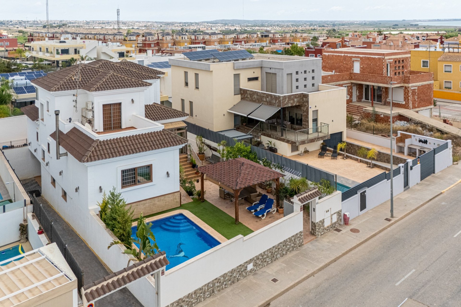 Reventa - Villa / Casa - Los Montesinos - La Herrada