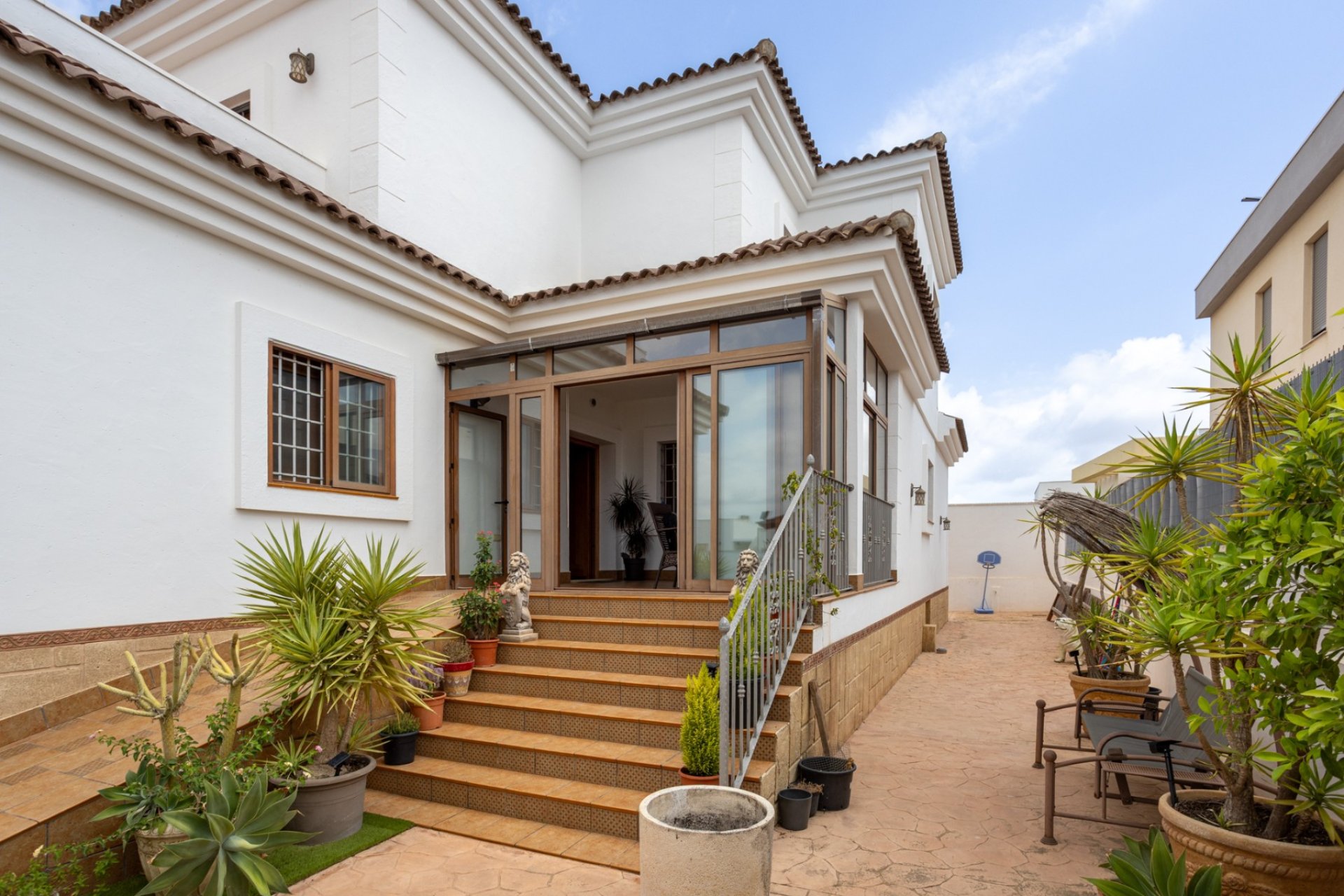 Reventa - Villa / Casa - Los Montesinos - La Herrada