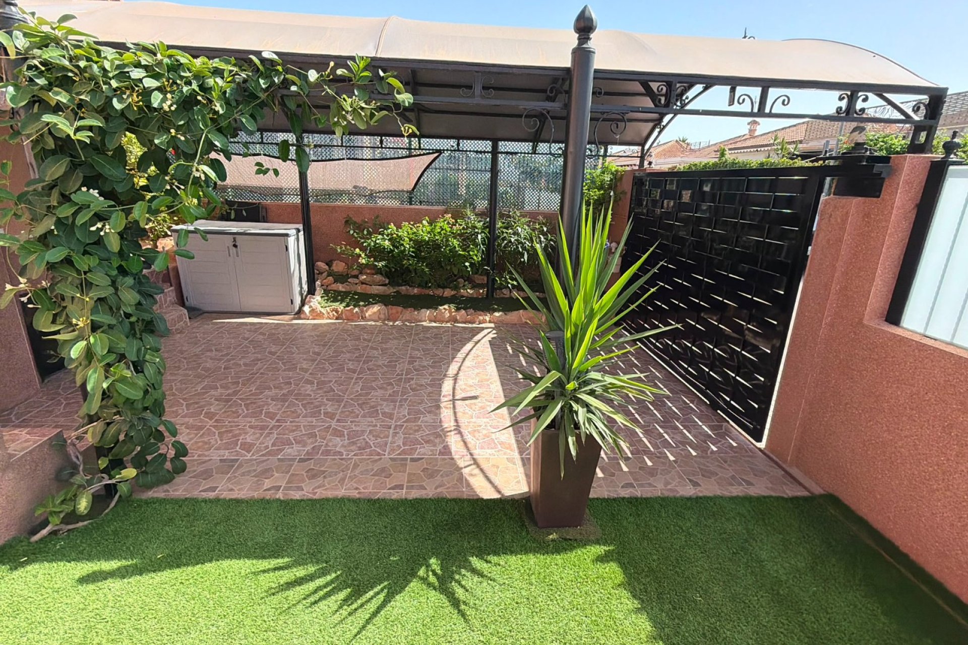Reventa - Villa / Casa - Los Montesinos - La Herrada