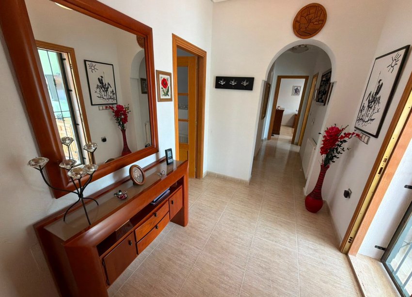 Reventa - Villa / Casa - Los Montesinos - La Herrada