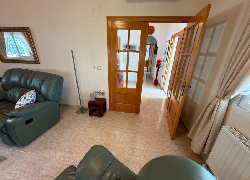Reventa - Villa / Casa - Los Montesinos - La Herrada