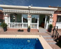 Reventa - Villa / Casa - Los Montesinos - La Herrada