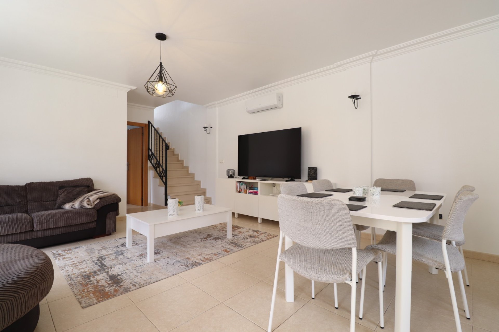 Reventa - Villa / Casa - Los Montesinos - La Herrada