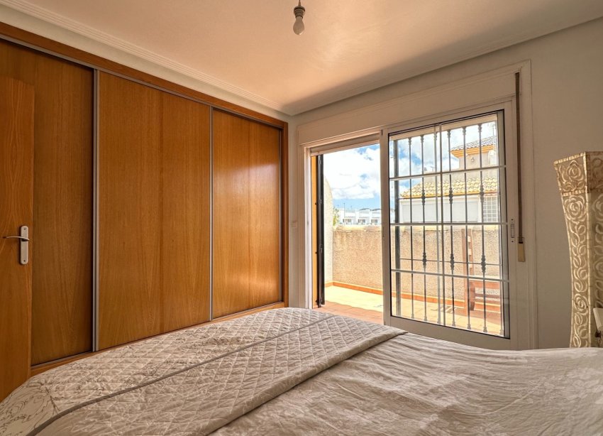 Reventa - Villa / Casa - Los Montesinos - La Herrada