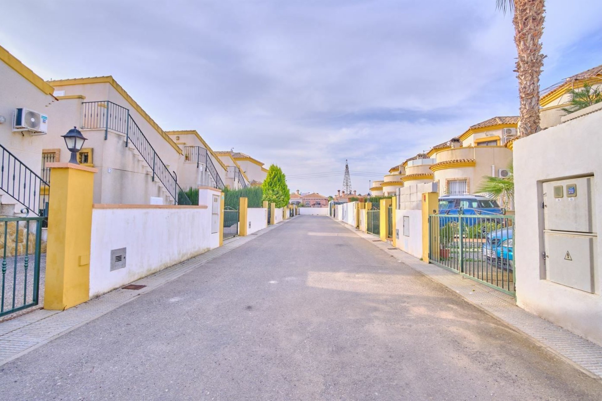 Reventa - Villa / Casa - Los Montesinos - La Herrada