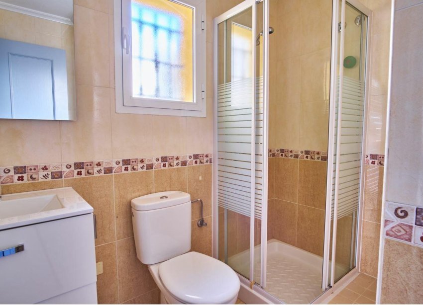 Reventa - Villa / Casa - Los Montesinos - La Herrada