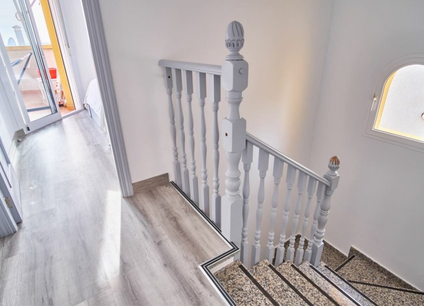 Reventa - Villa / Casa - Los Montesinos - La Herrada