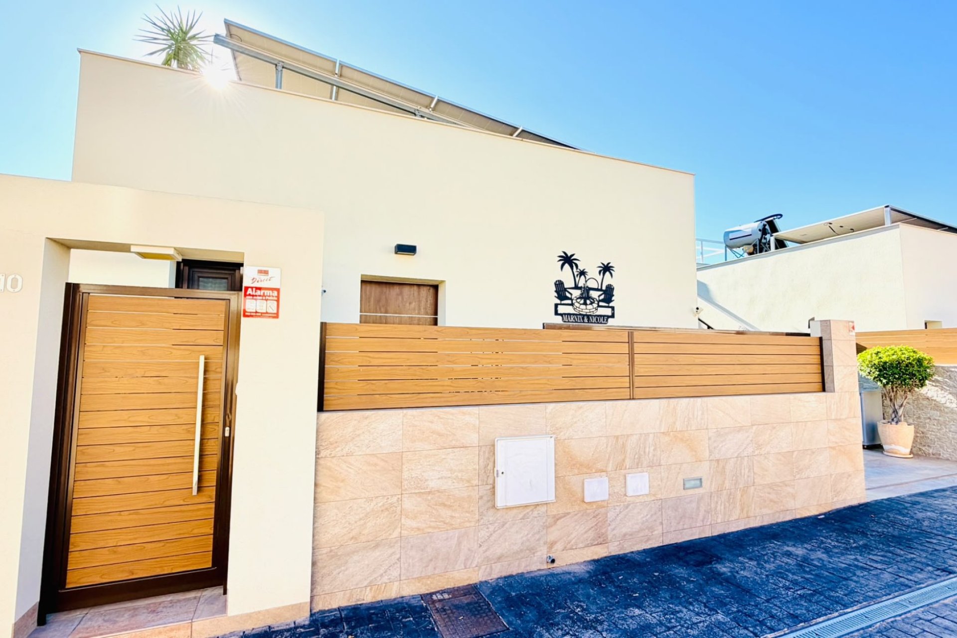 Reventa - Villa / Casa - Los Montesinos - La Herrada