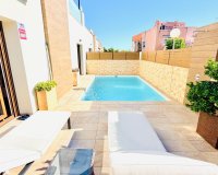 Reventa - Villa / Casa - Los Montesinos - La Herrada