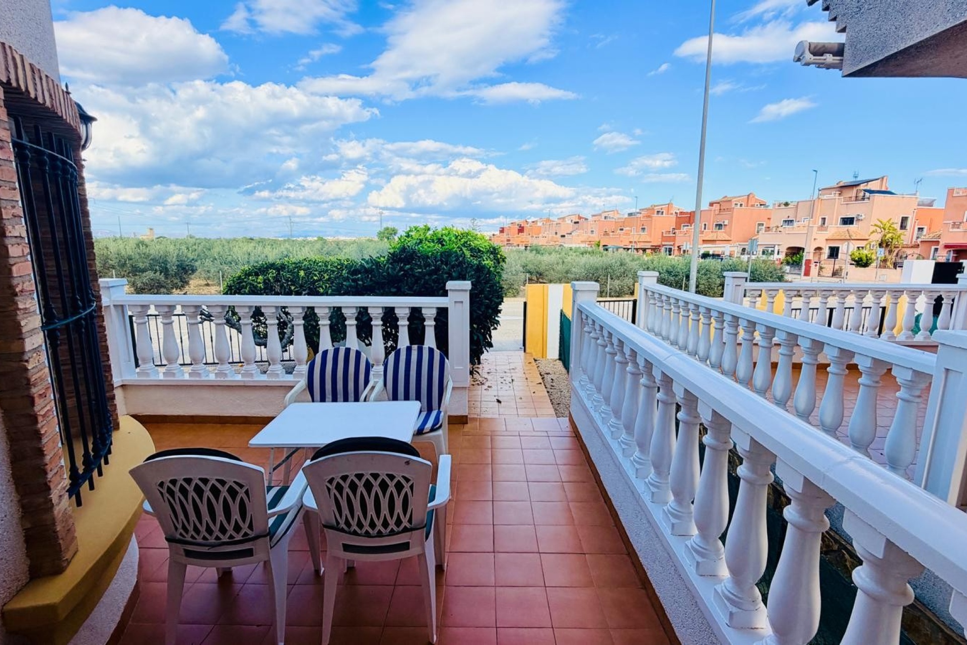 Reventa - Villa / Casa - Los Montesinos - La Herrada