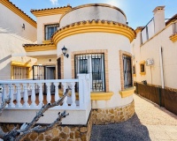 Reventa - Villa / Casa - Los Montesinos - La Herrada