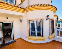 Reventa - Villa / Casa - Los Montesinos - La Herrada