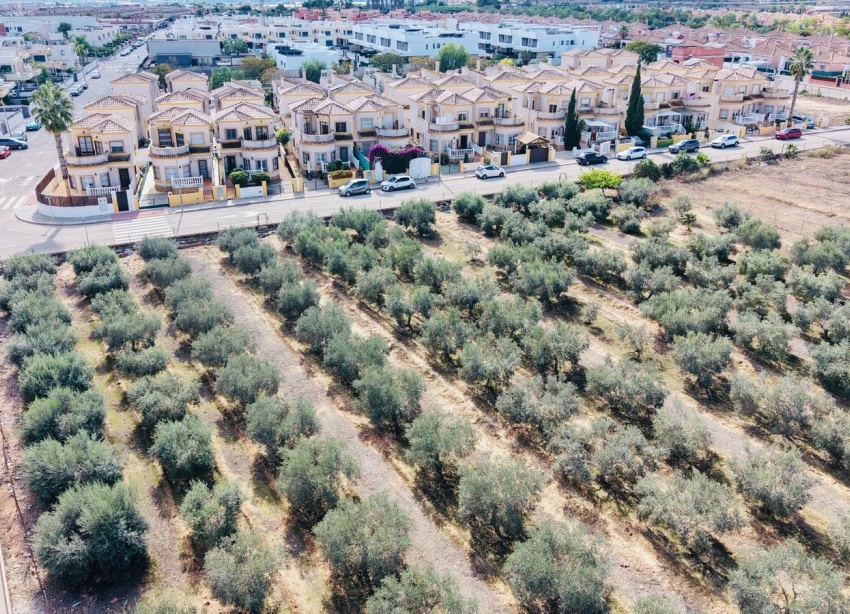 Reventa - Villa / Casa - Los Montesinos - La Herrada