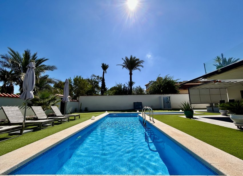 Reventa - Villa / Casa - Los Urrutias