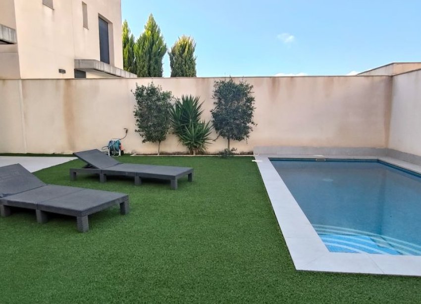 Reventa - Villa / Casa - Murcia