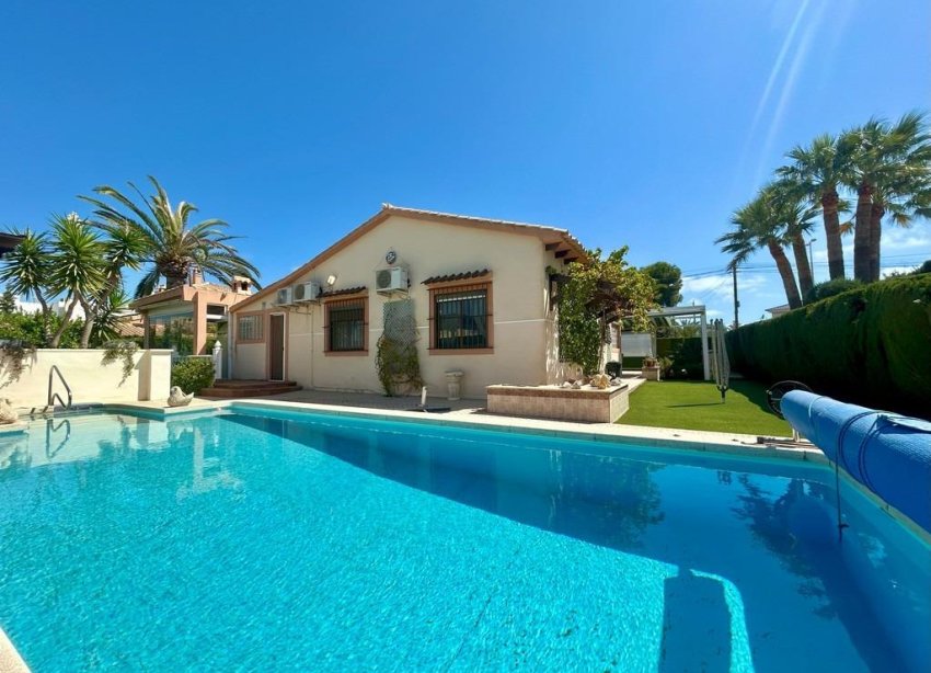 Reventa - Villa / Casa - Orihuela Costa - Agua Marina