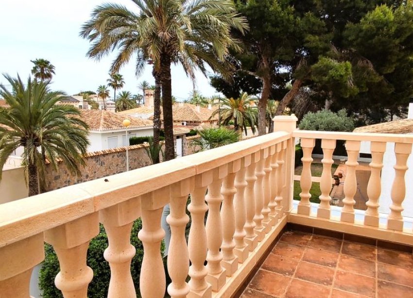 Reventa - Villa / Casa - Orihuela Costa - Cabo Roig