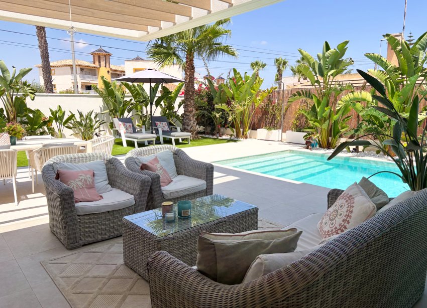Reventa - Villa / Casa - Orihuela Costa - Cabo Roig