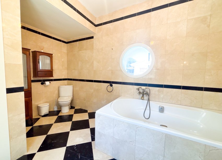 Reventa - Villa / Casa - Orihuela Costa - Dehesa de campoamor